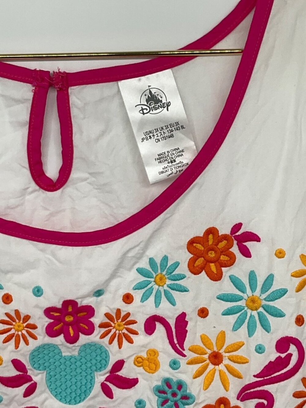 Disney Epcot size 3X Embroidered Sleeveless Mickey Mexico Pavilion top - Picture 4 of 9
